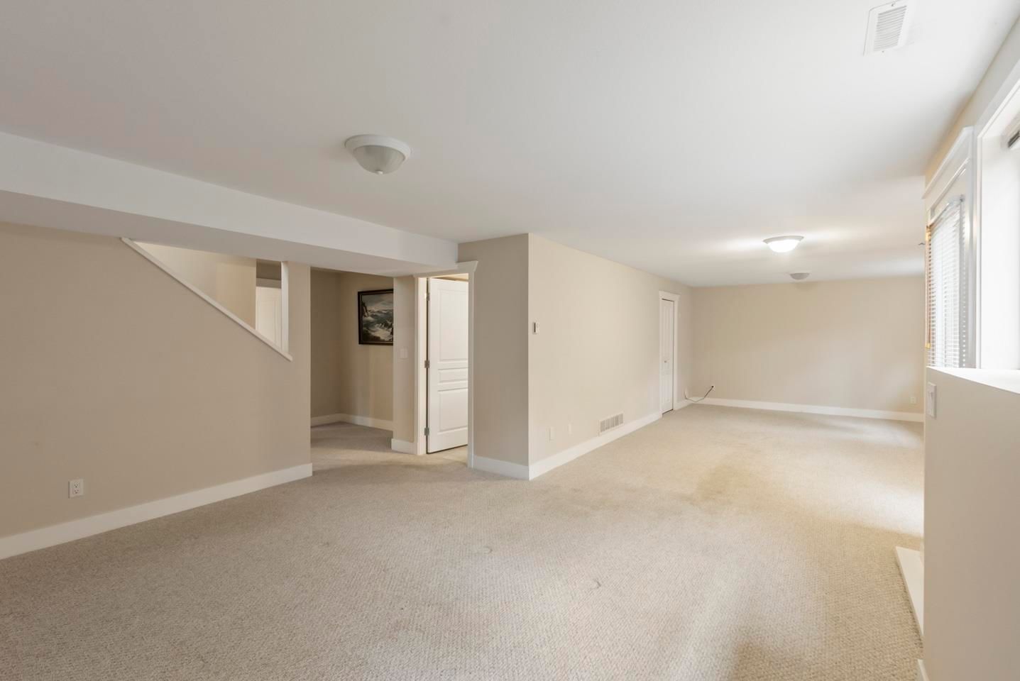 Listing Image 24