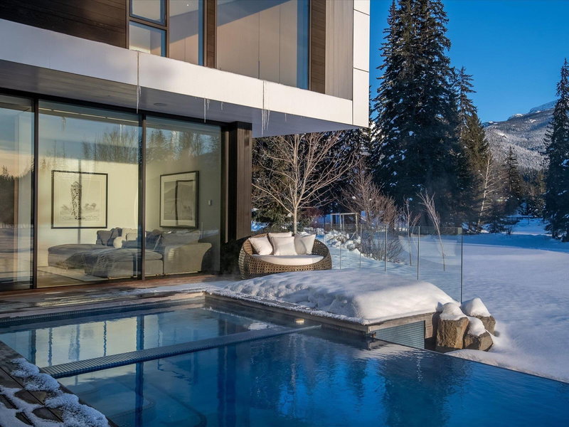 8080 Cypress Place, Whistler, V8E 1J9 | Image 3