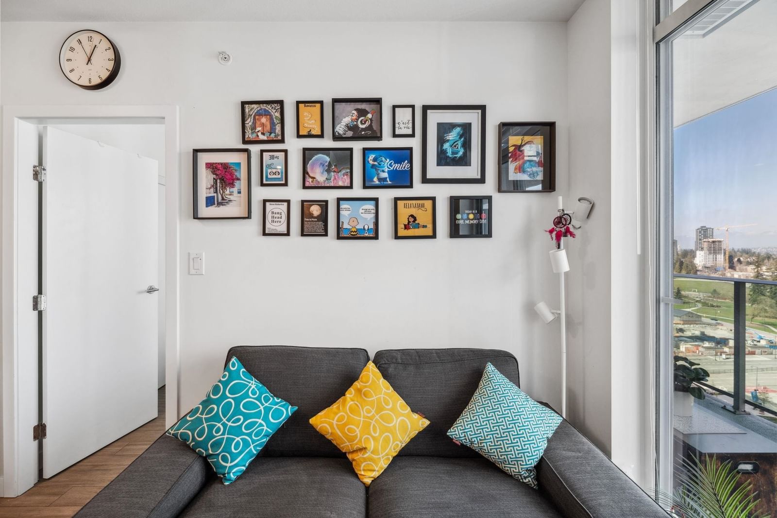 Listing Image 14