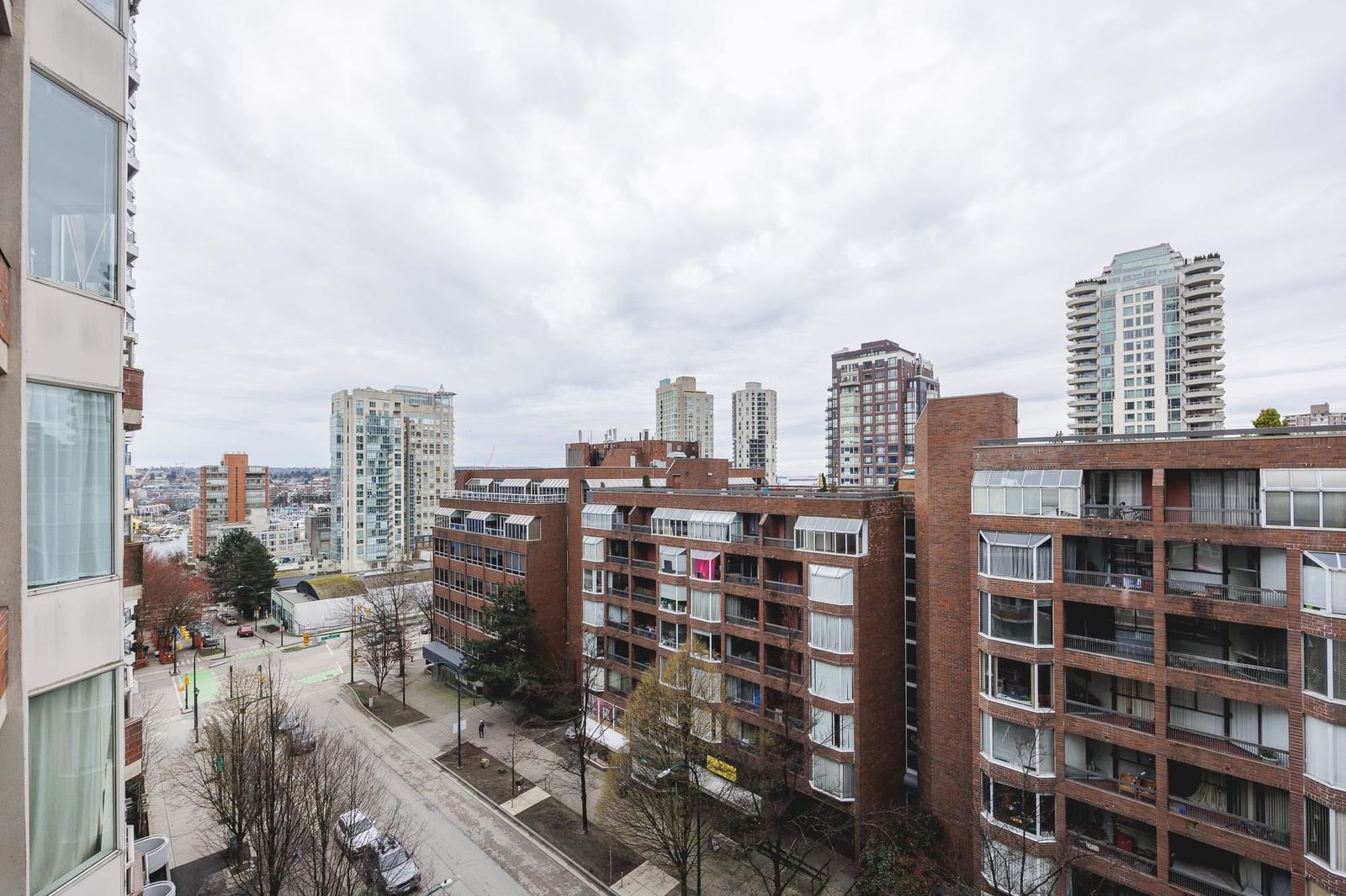 Listing Image 17