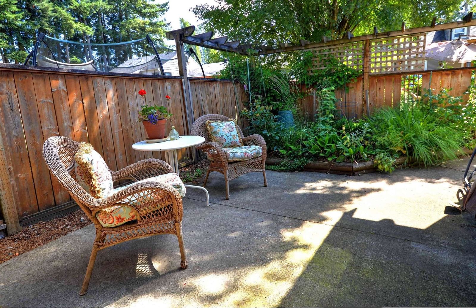 Listing Image 16