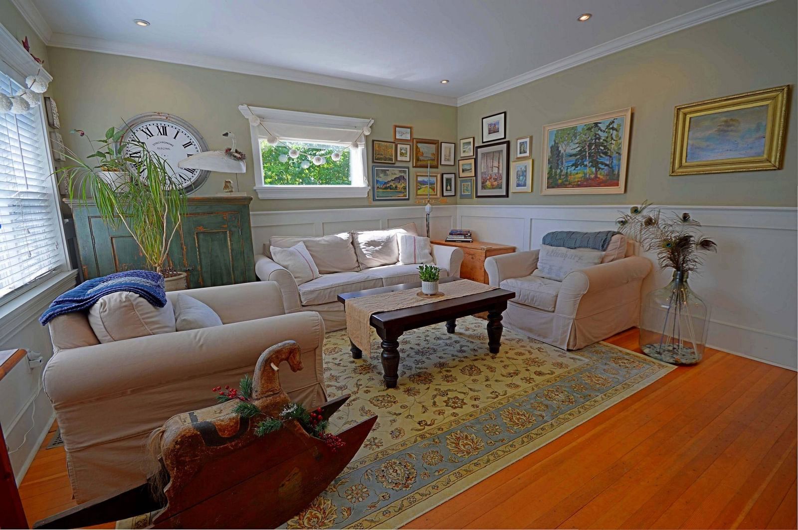 Listing Image 5