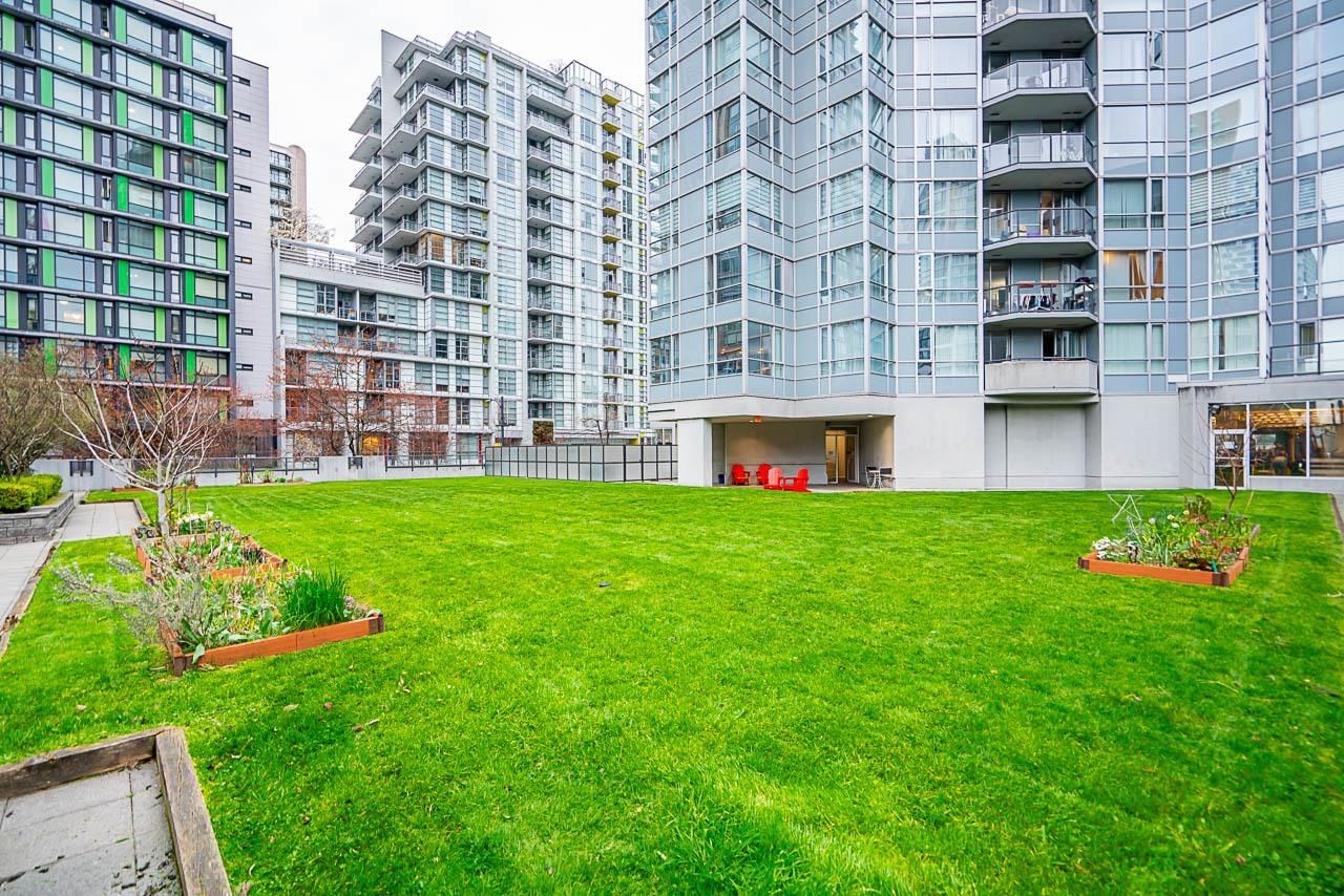 Listing Image 18