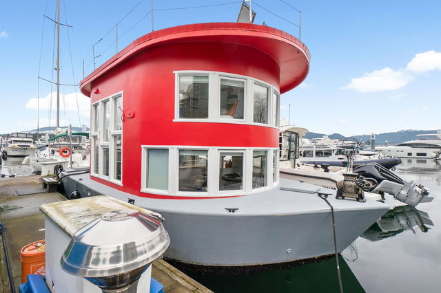 B17 - 1525 Coal Harbour Quay