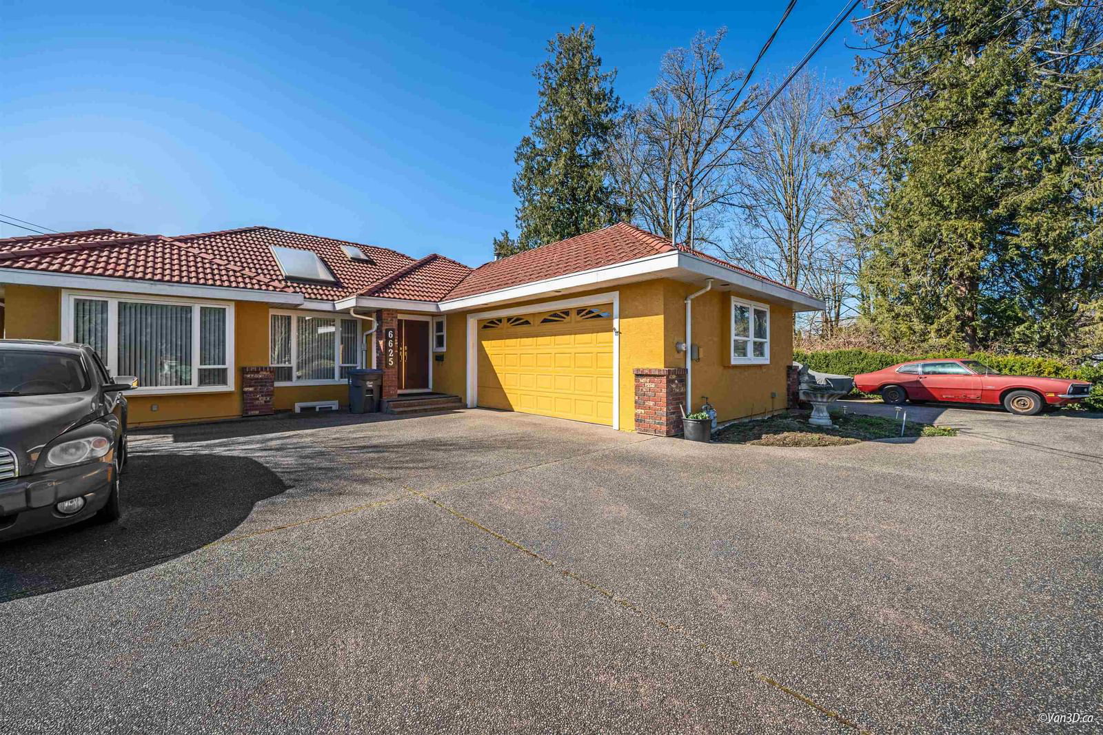 Listing photo 3