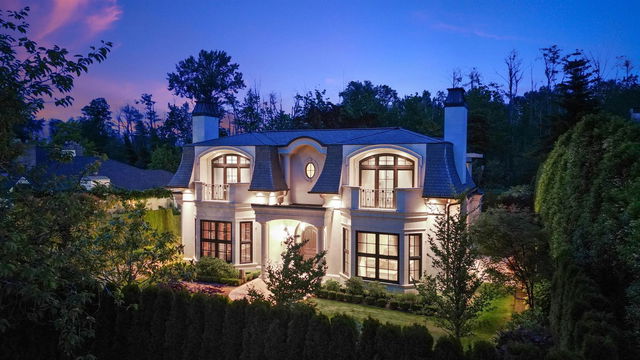 1762 Acadia Road