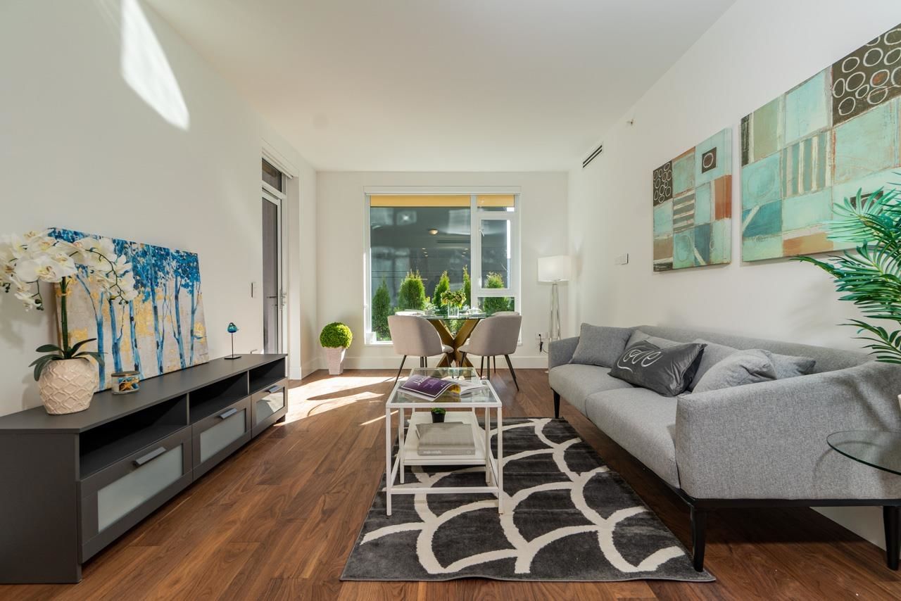 Listing Image 11