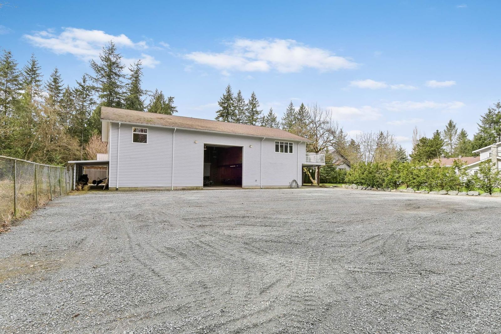 Listing Image 26