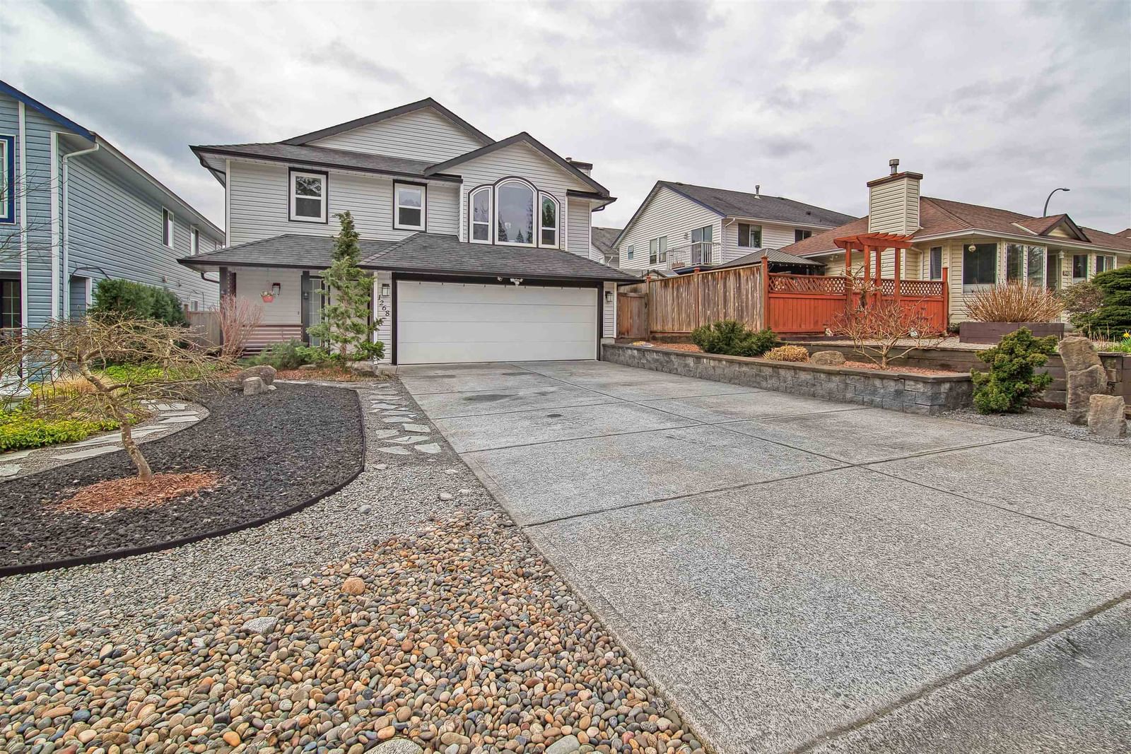 Listing Image 1