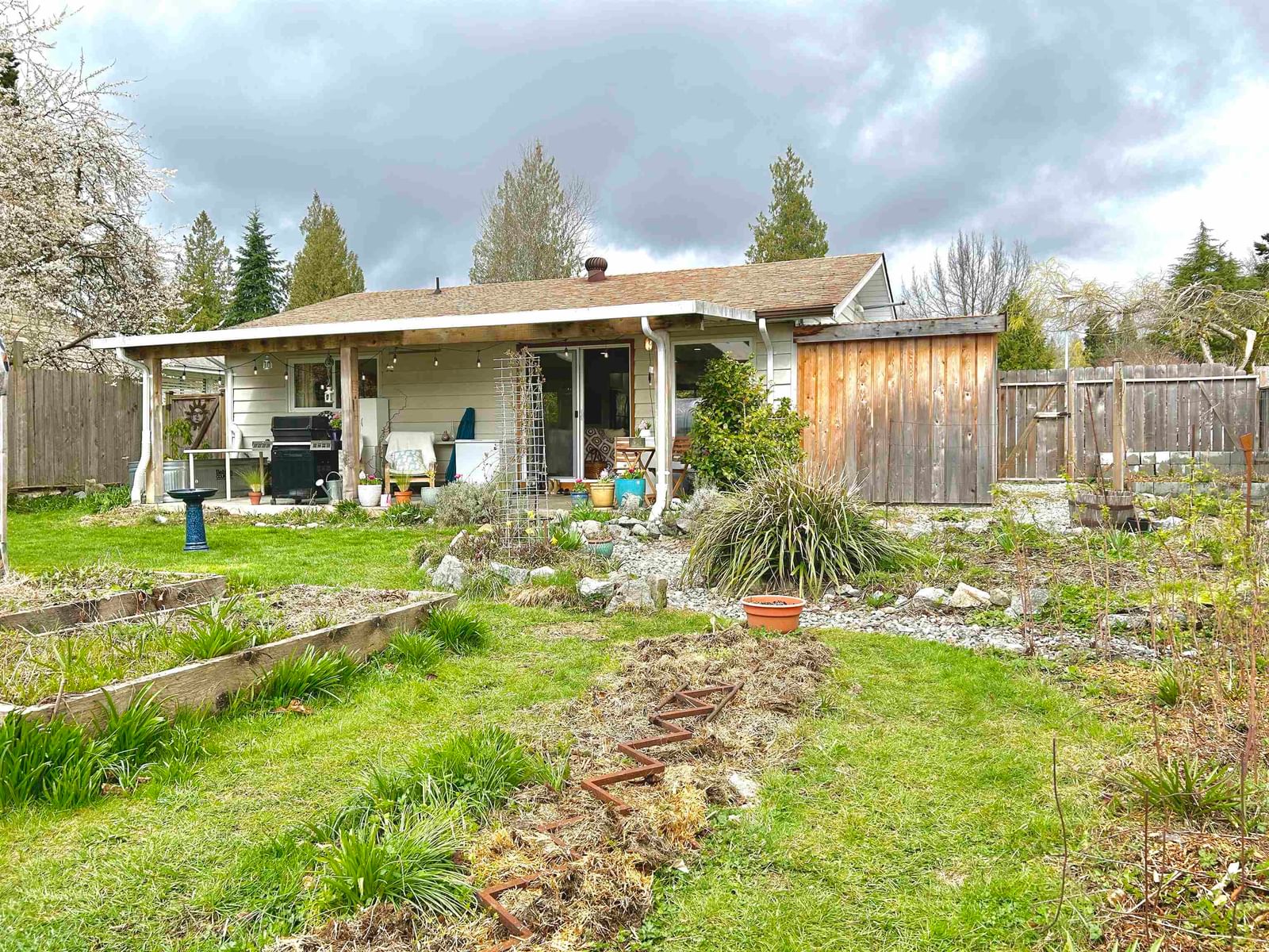 Listing Image 16