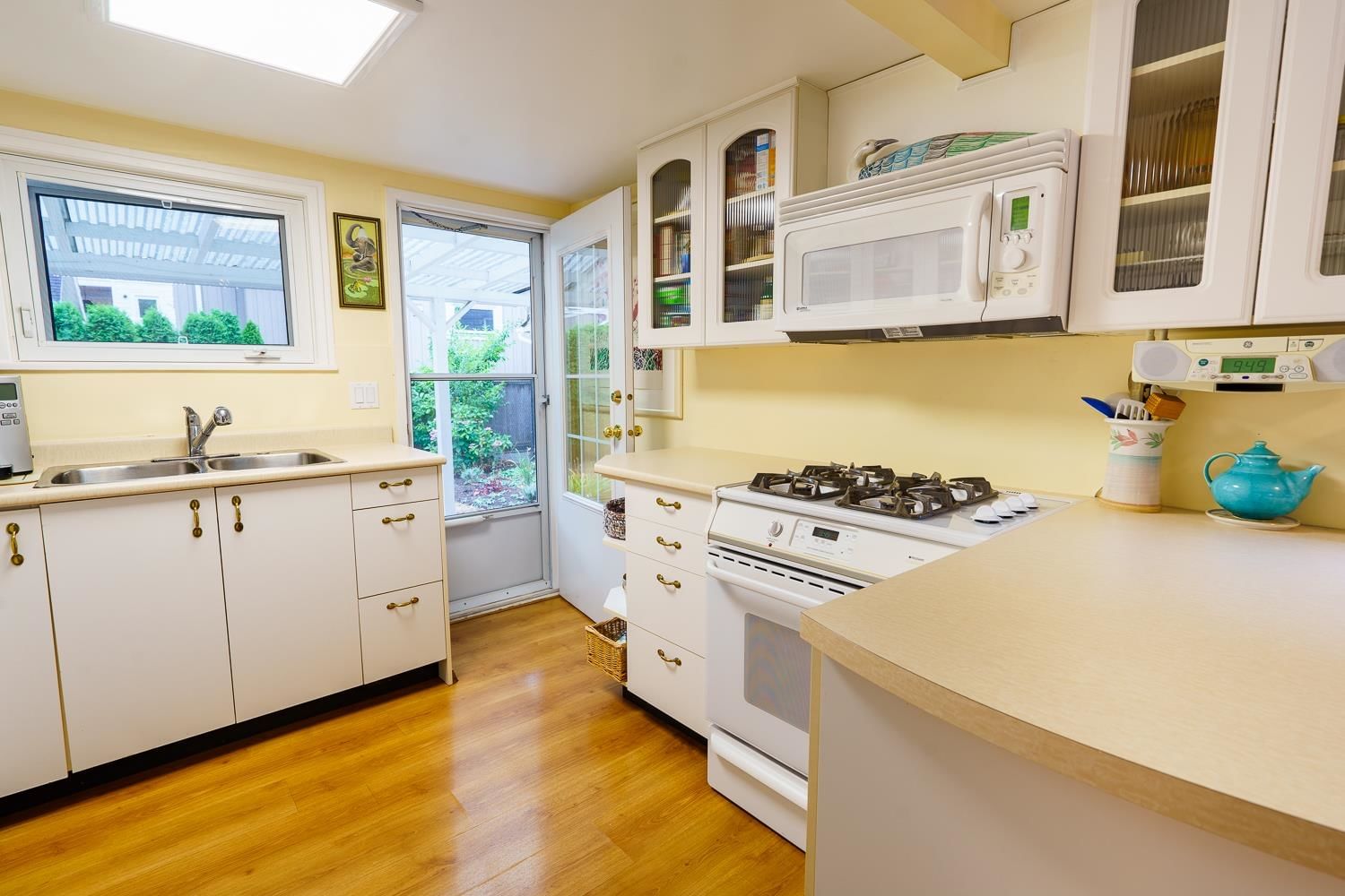 Listing Image 10