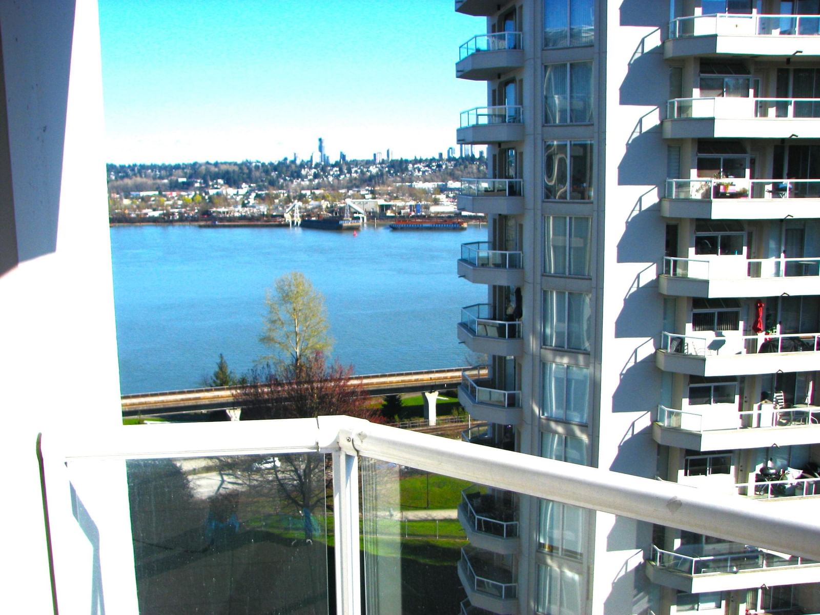 Listing Image 19