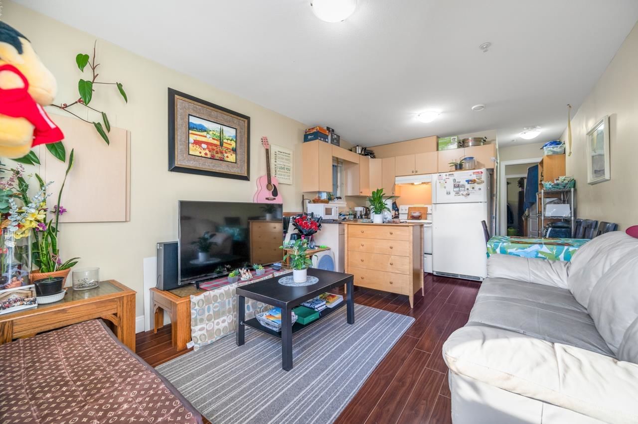 Listing Image 15