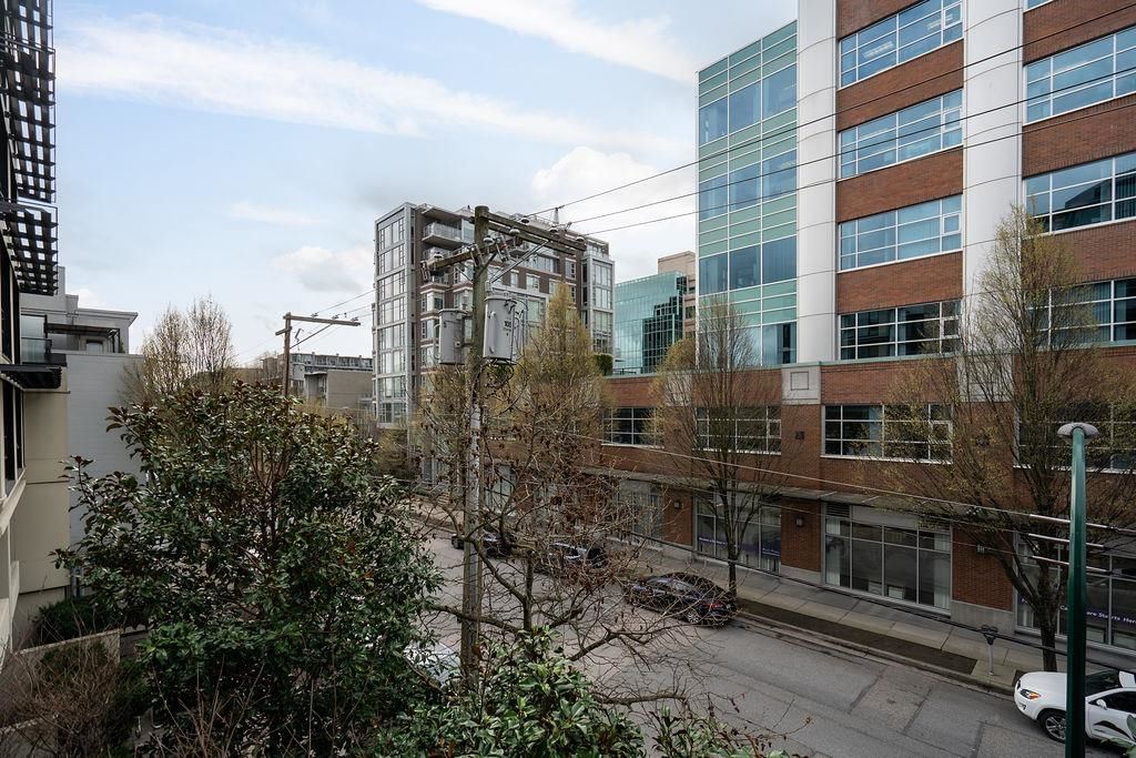 Listing Image 21