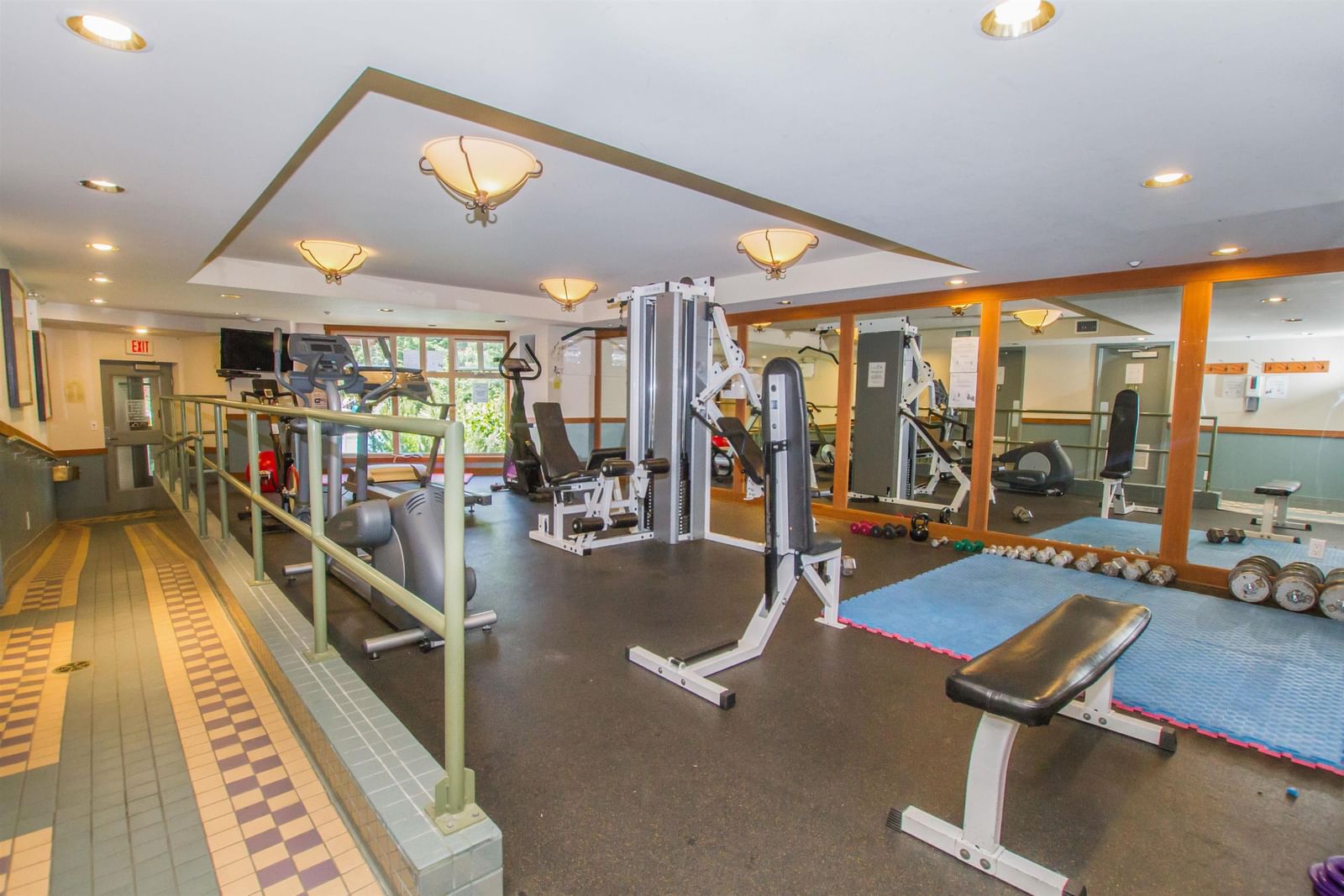 Listing Image 15