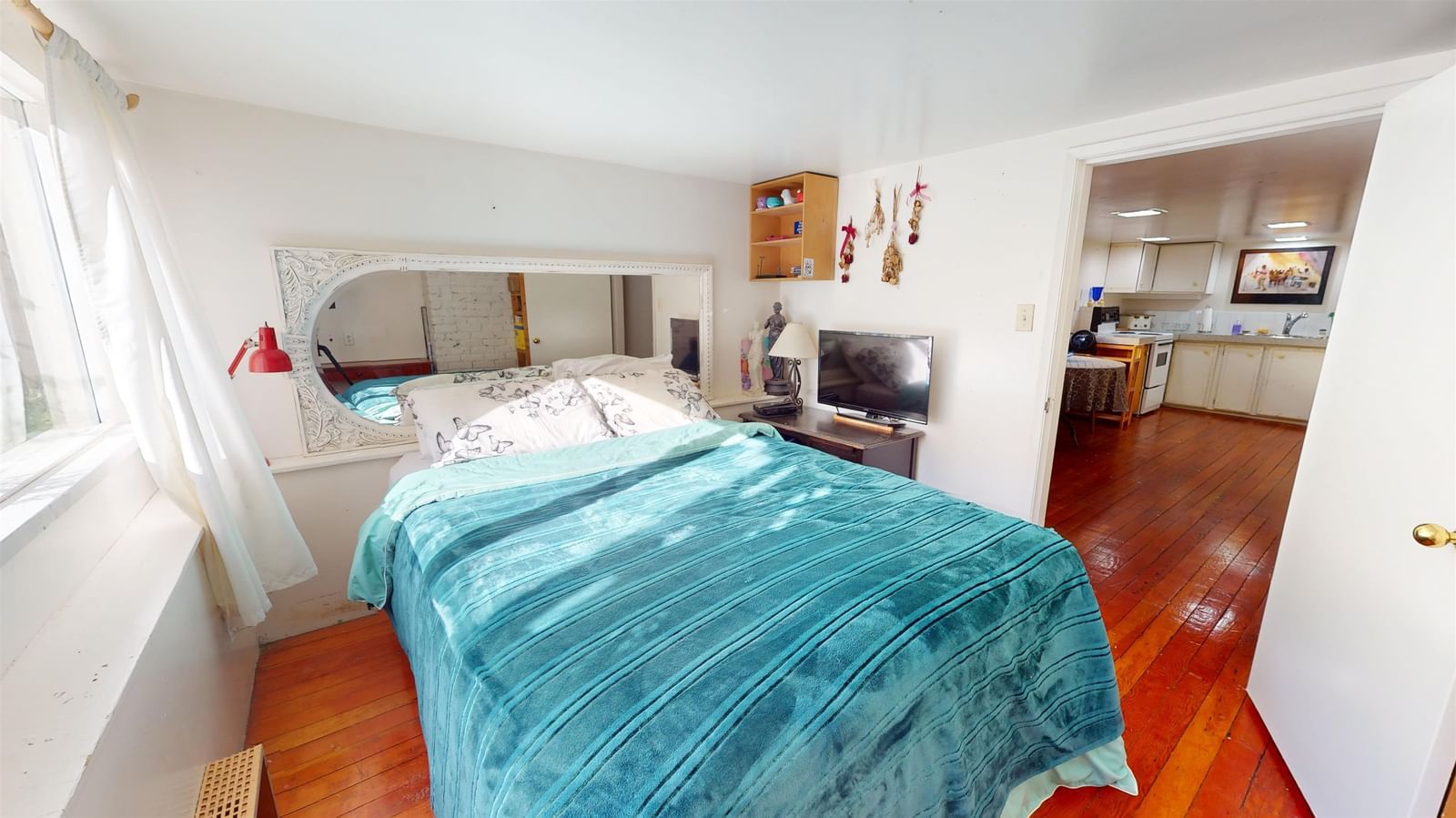 Listing Image 20