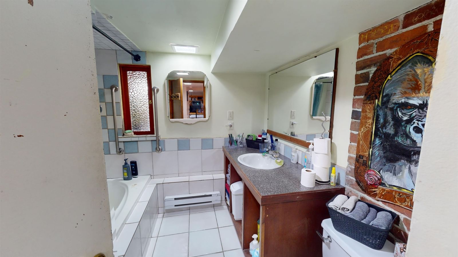Listing Image 25