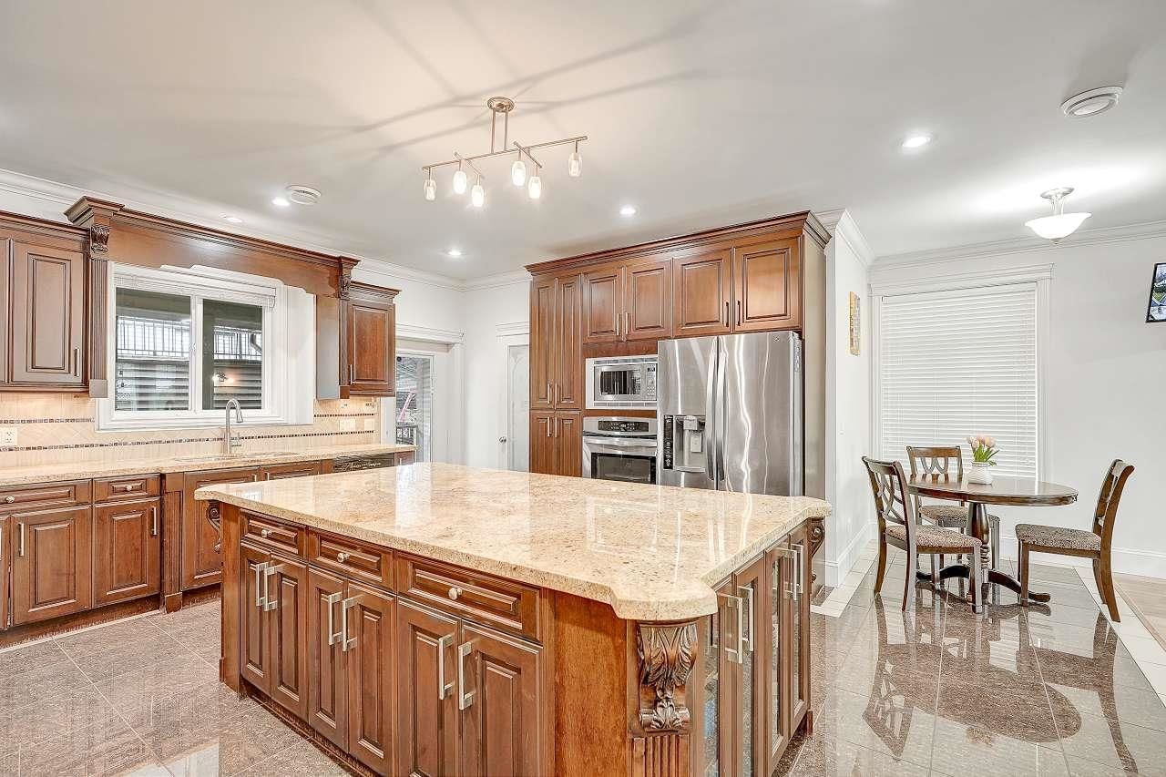 Listing Image 10