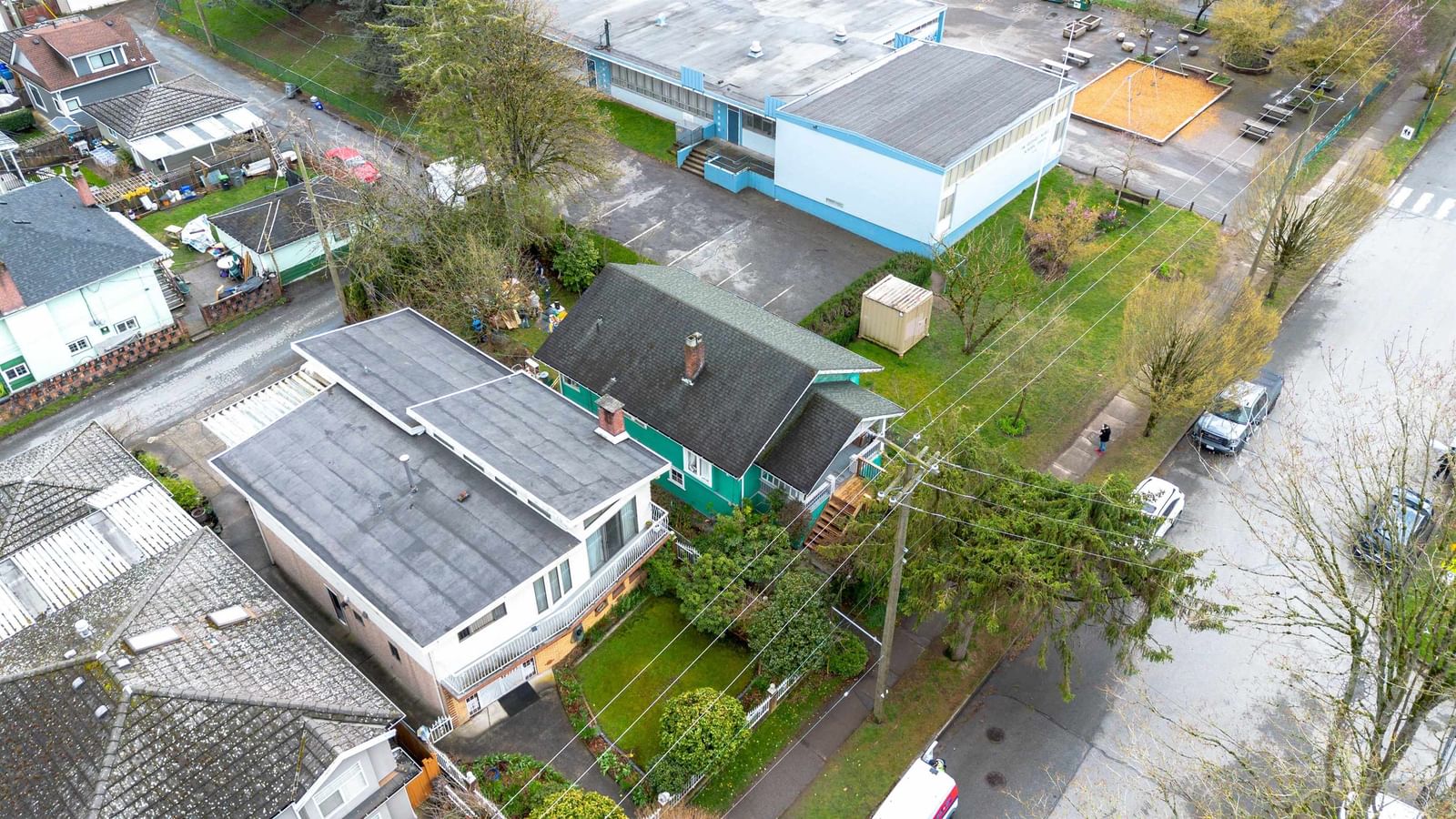 Listing Image 11