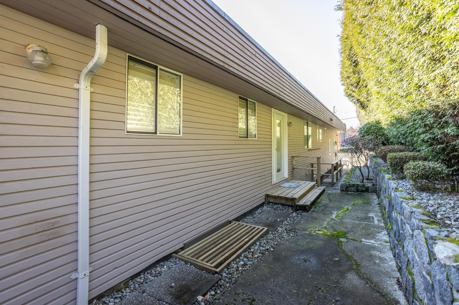 Listing Image 27