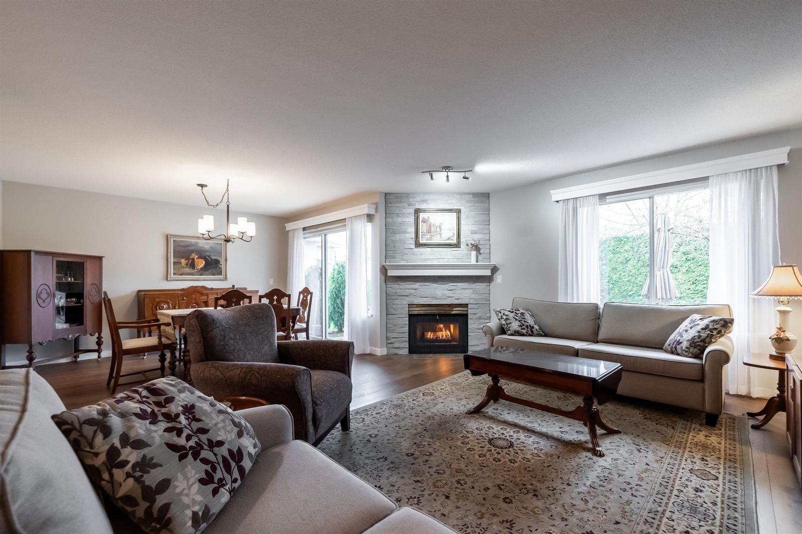 Listing Image 19