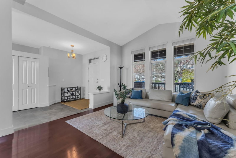 113 Cranberry Court, Port Moody, V3H 0C4 | Image 2