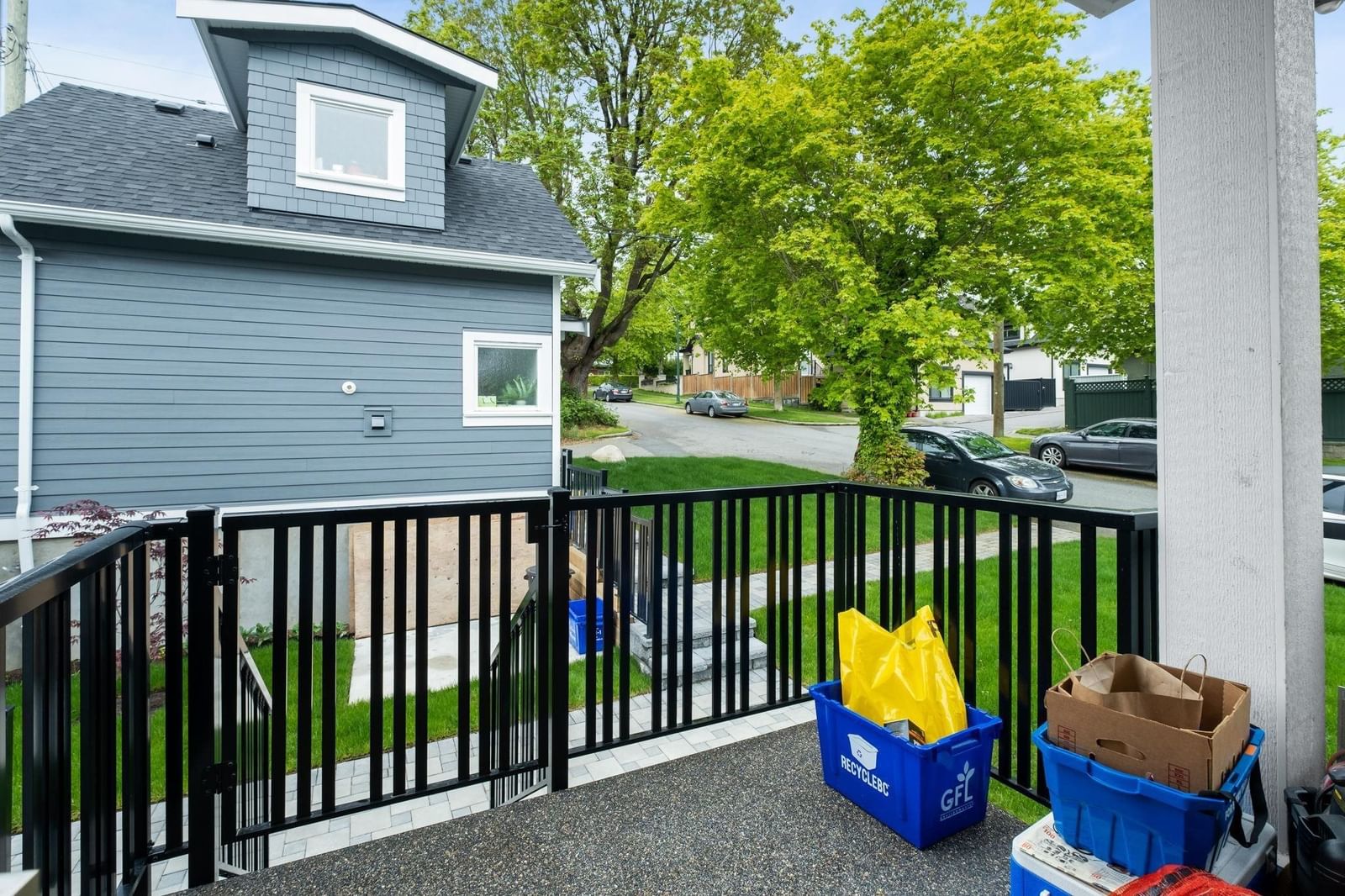 Listing Image 15