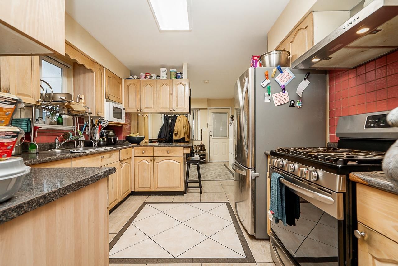 Listing Image 11