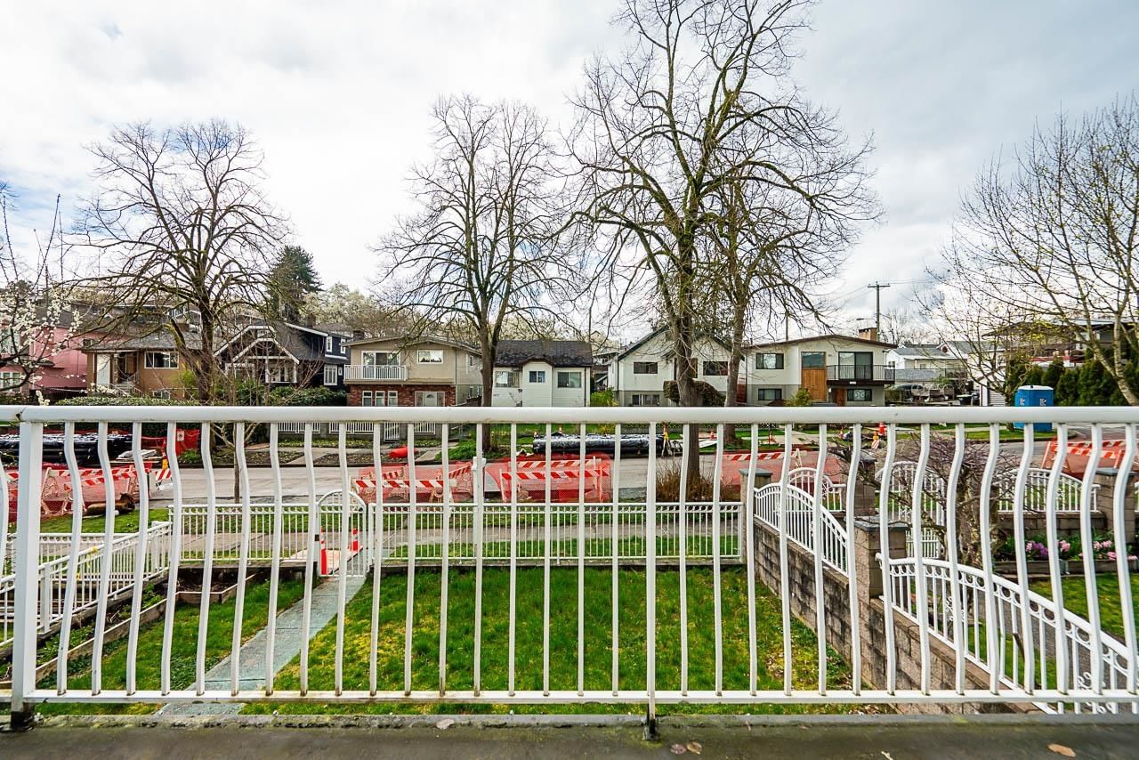 Listing Image 17