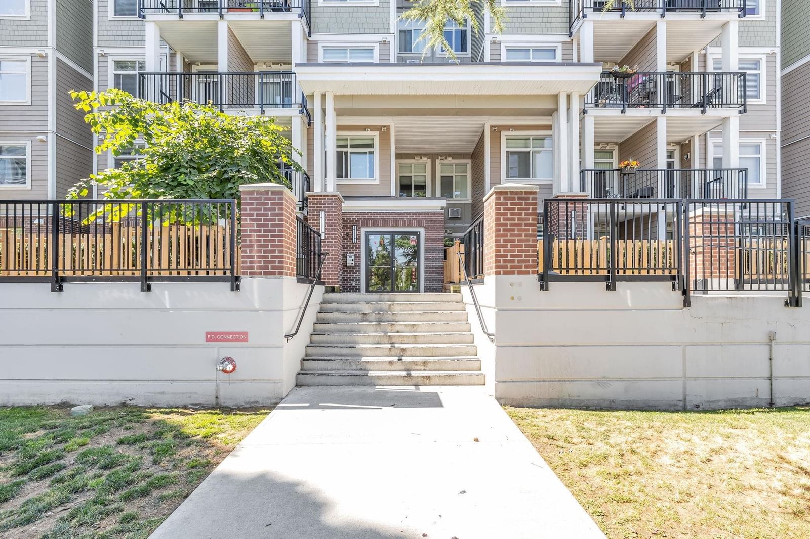 Listing Image 19