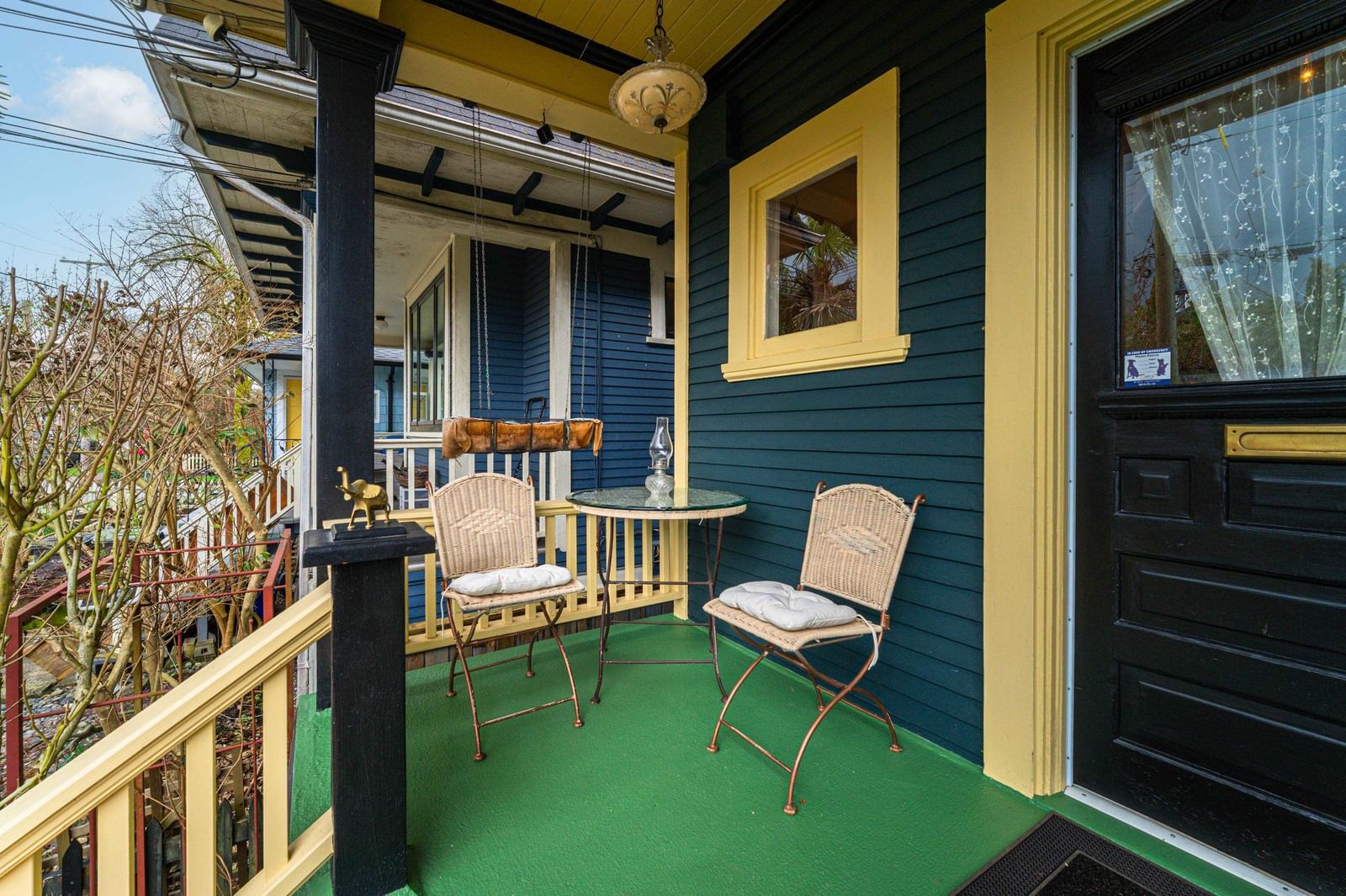 Listing Image 10