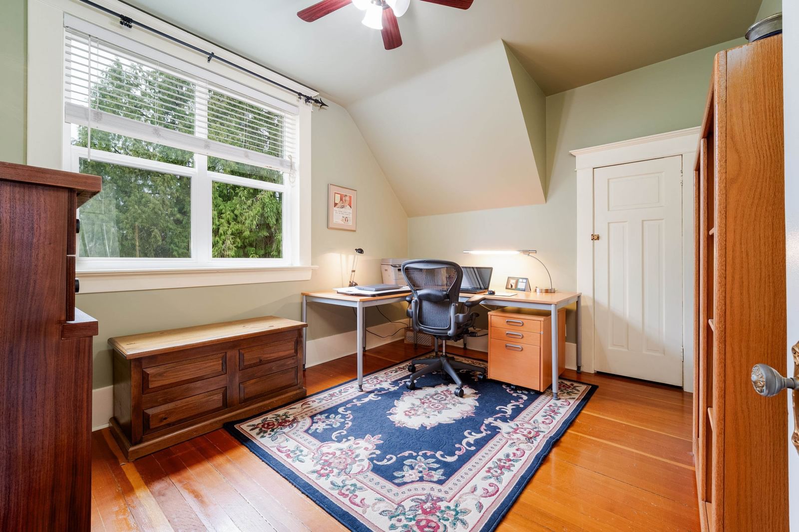 Listing Image 22