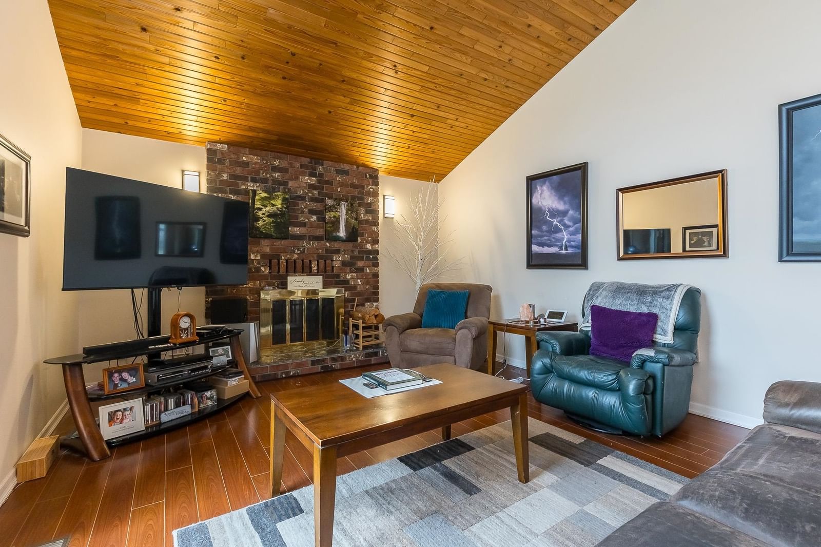 Listing Image 13