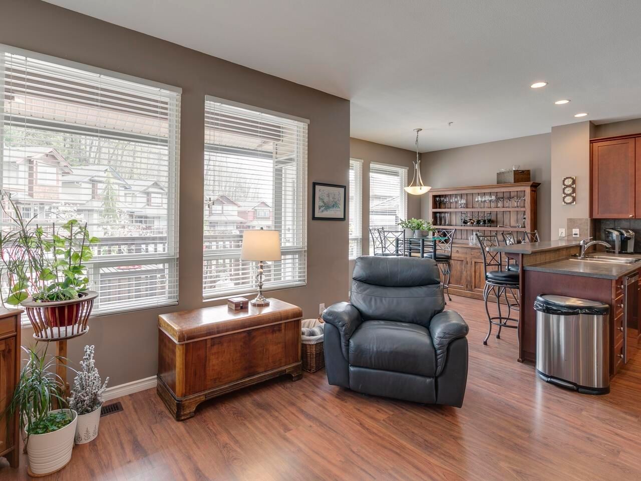 Listing Image 25