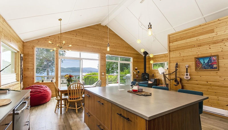 6 Brighton Beach, North Vancouver, V0V 0V0 | Image 2