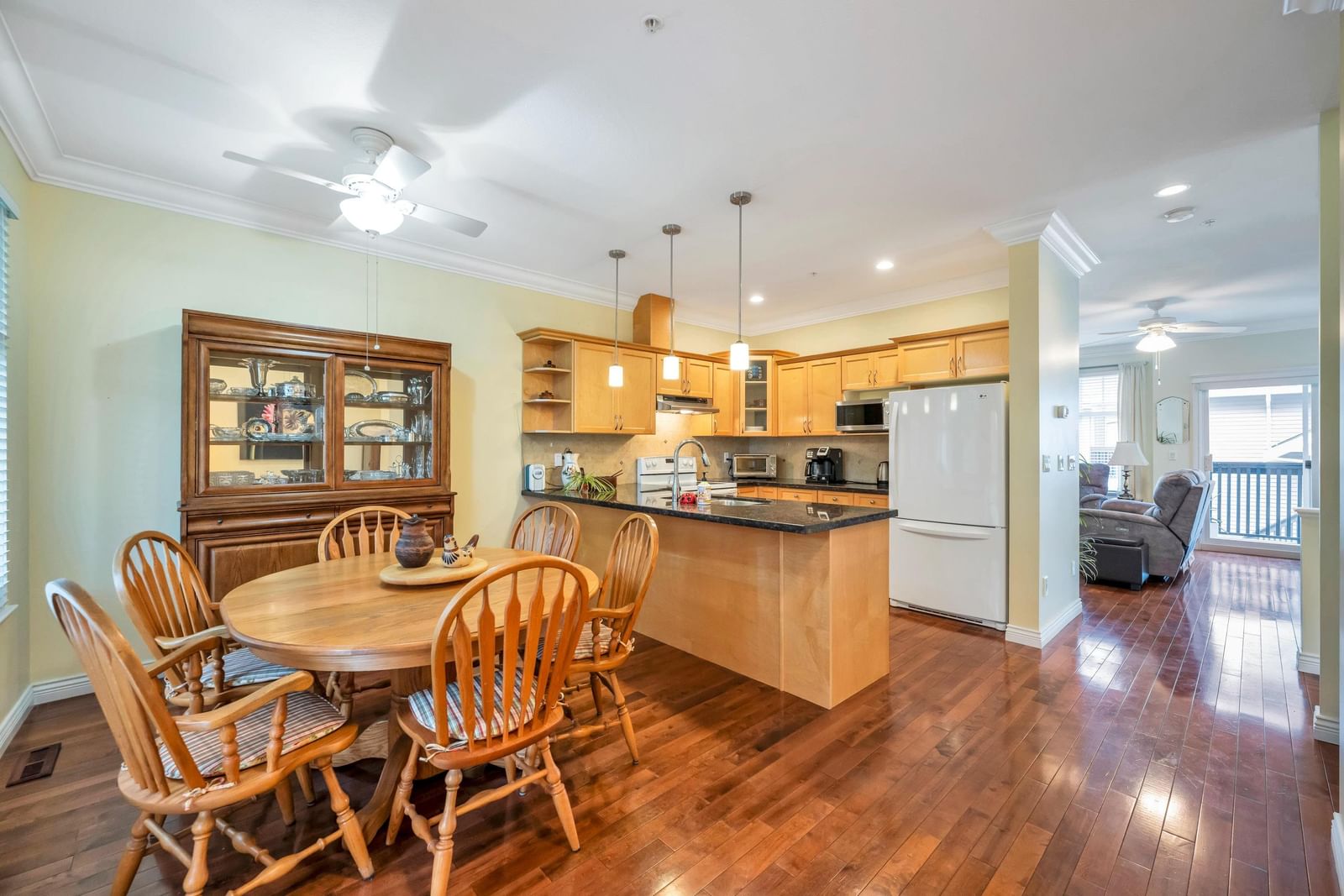 Listing Image 13