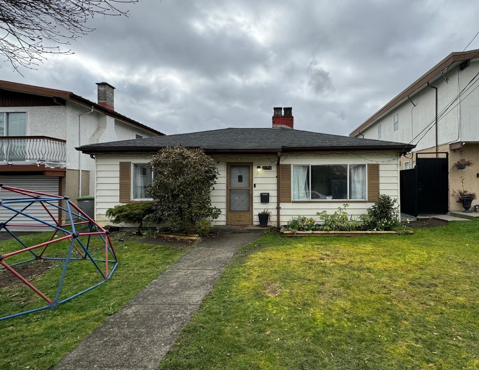 Listing Image 1