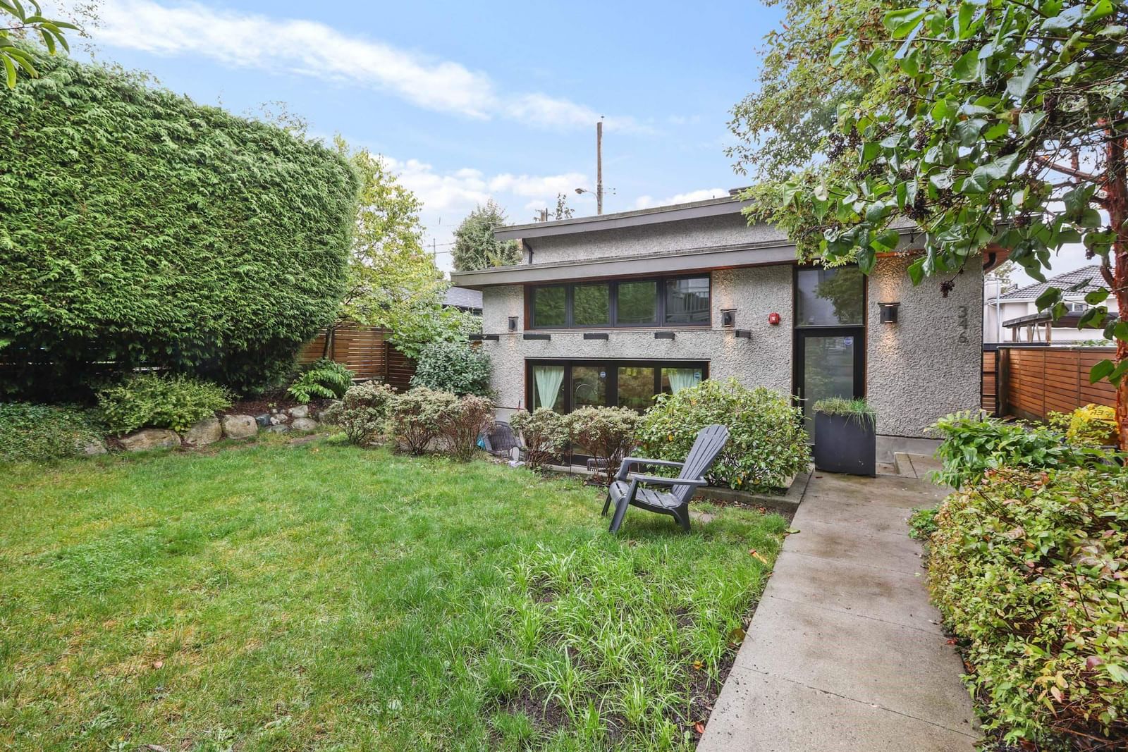 Listing Image 25