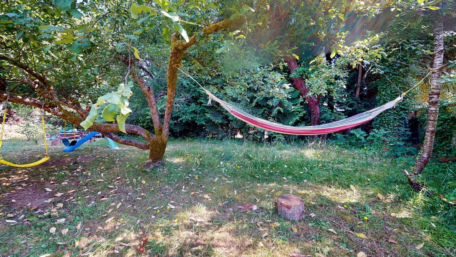 Listing Image 18