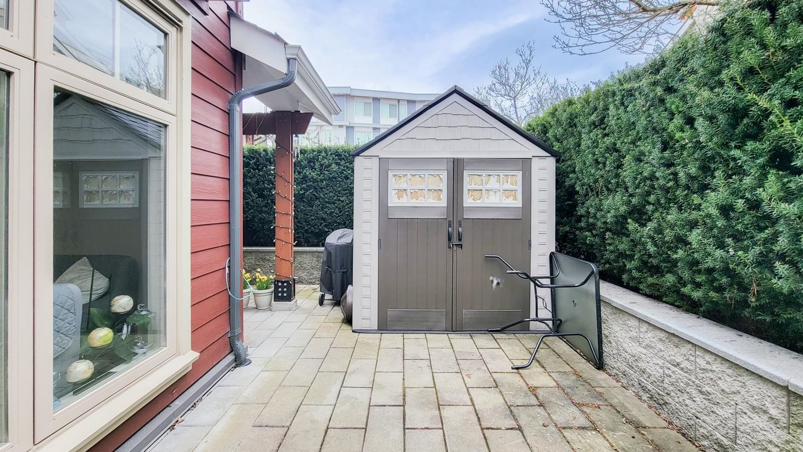 Listing Image 16