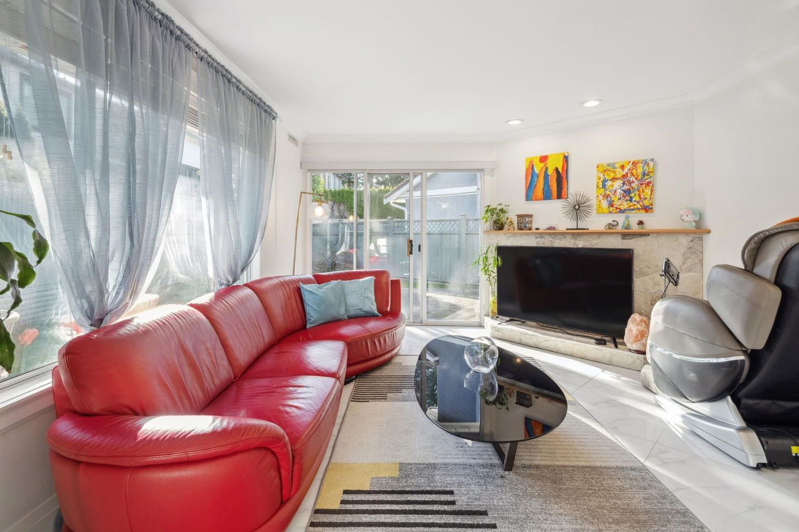 Listing Image 11