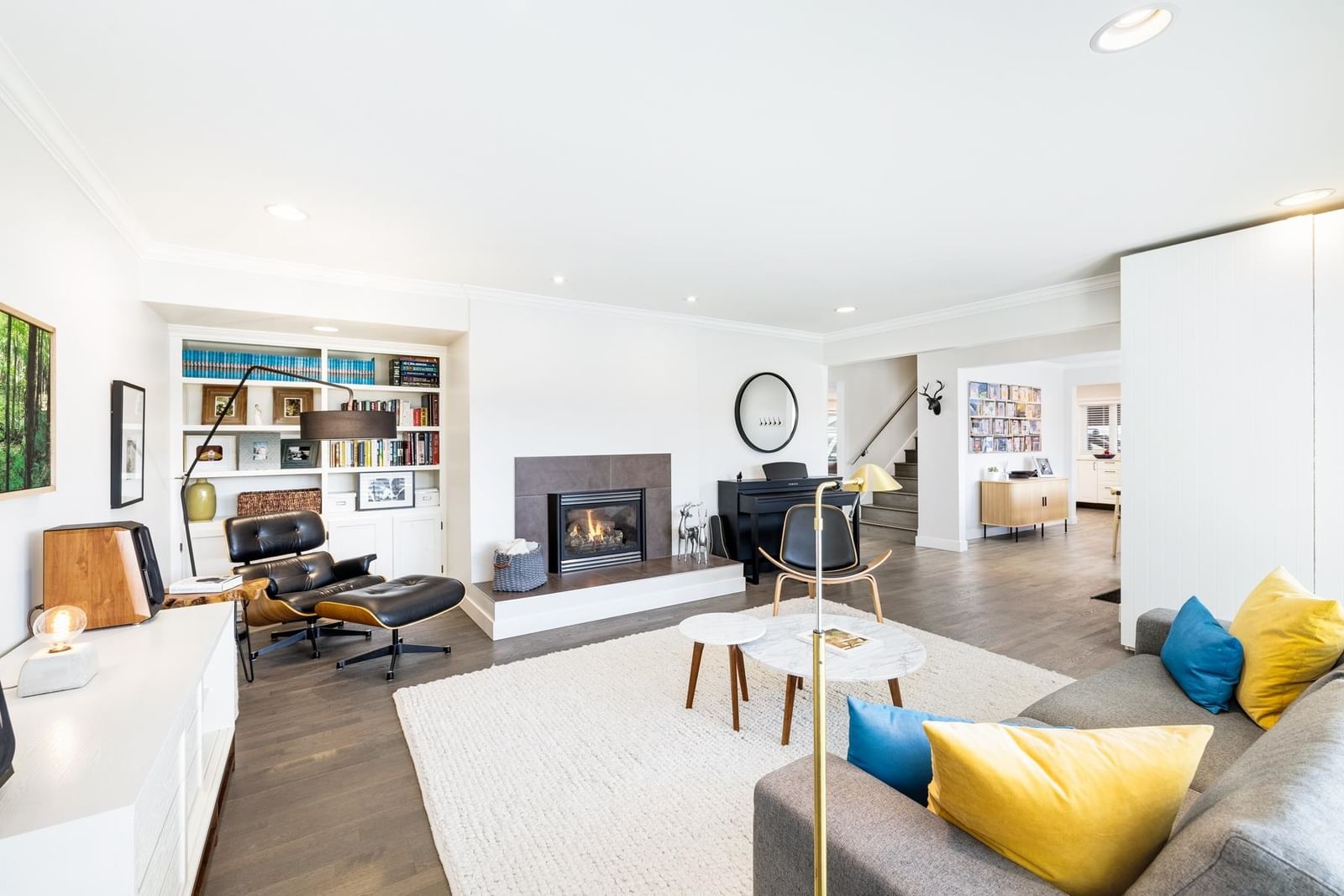 Listing Image 10