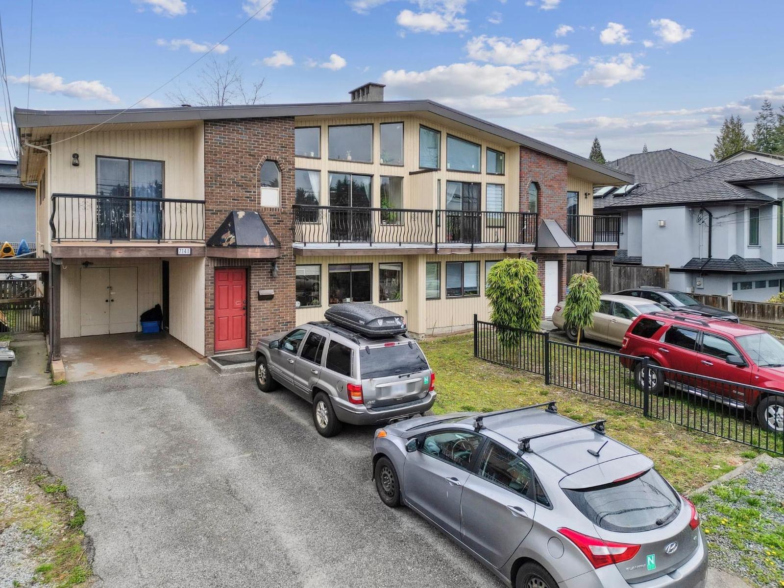 Listing Image 6