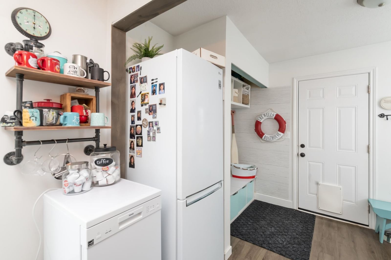 Listing Image 15