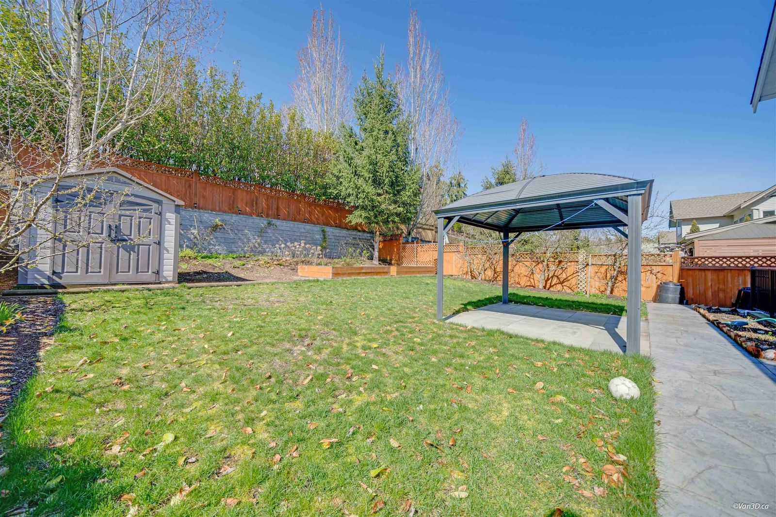 Listing Image 14