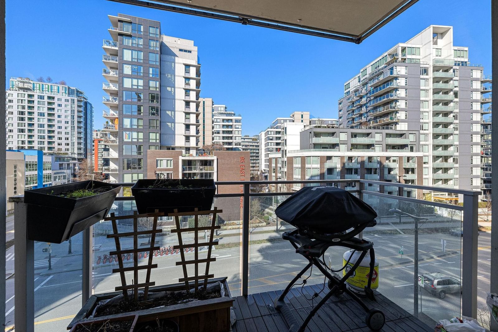 Listing Image 15