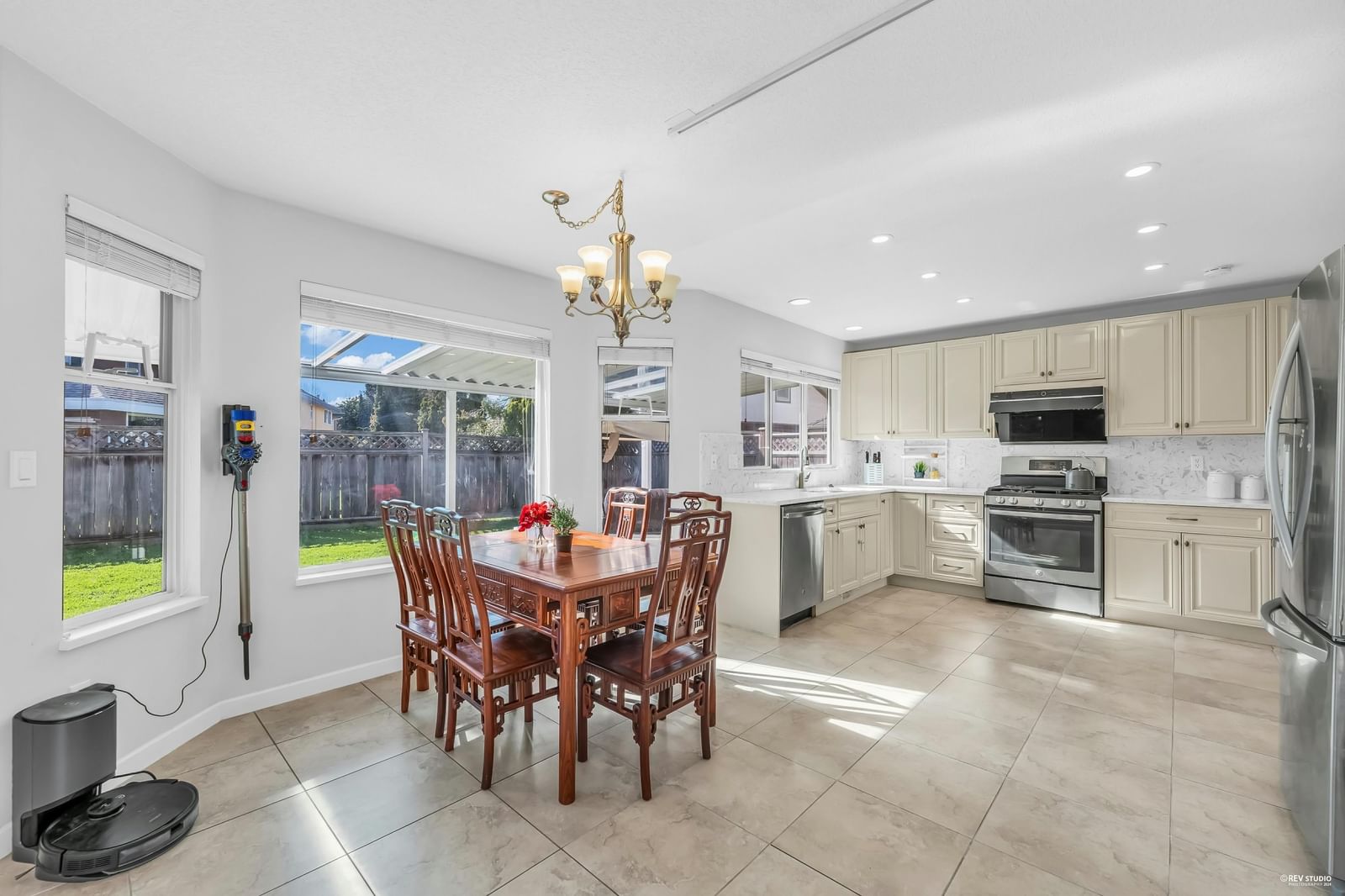 Listing Image 13