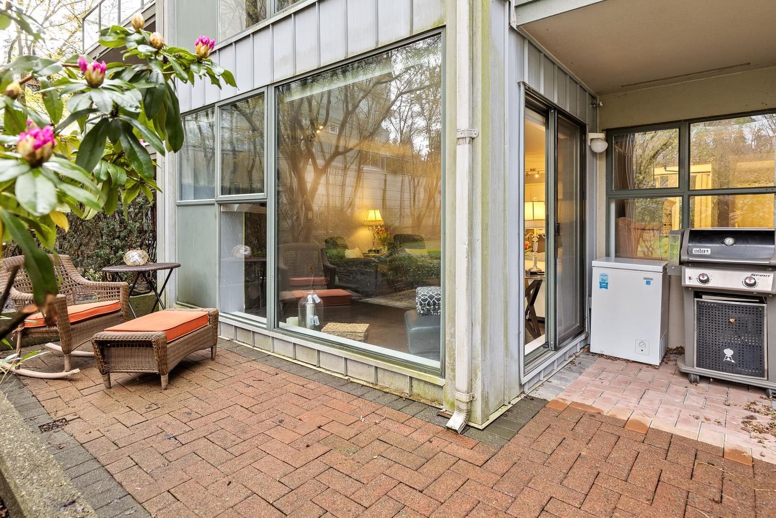Listing Image 20
