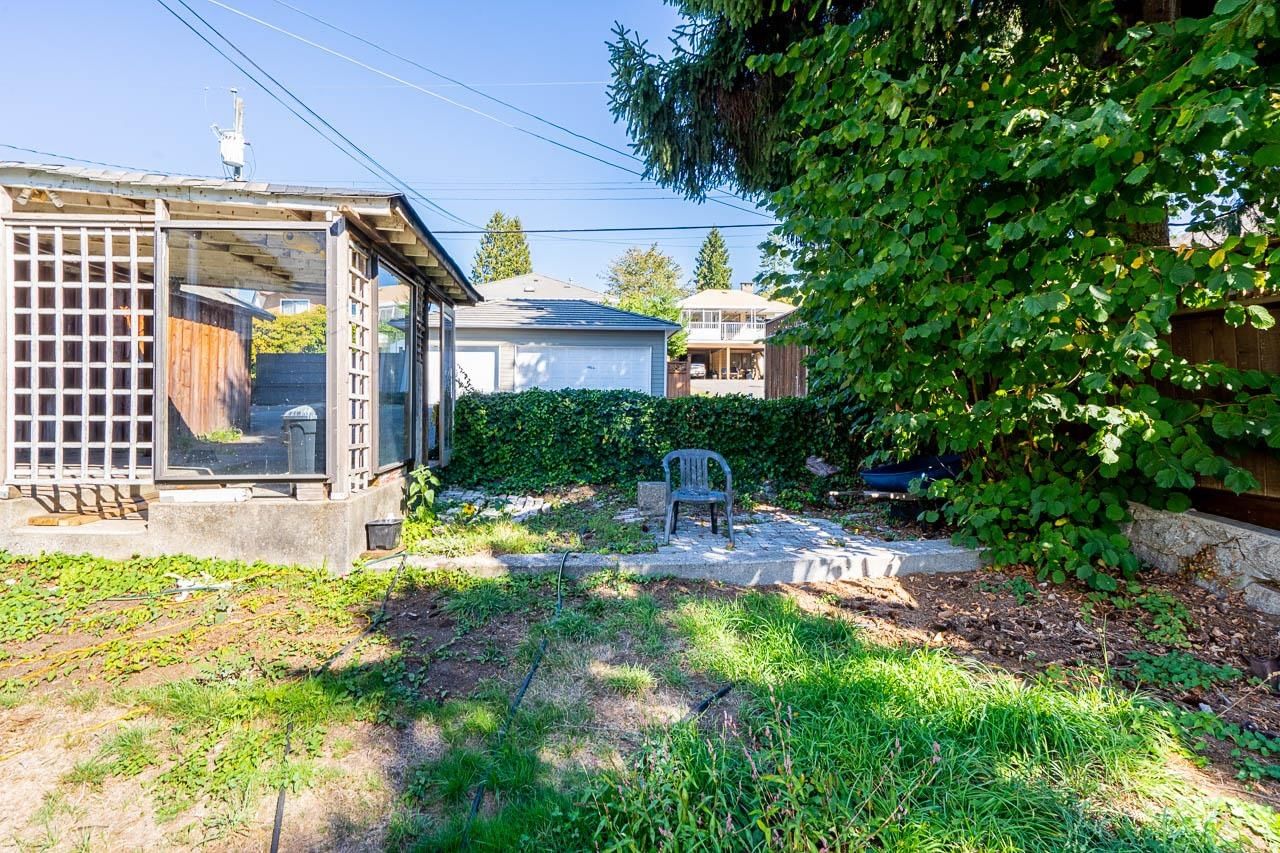 Listing Image 10
