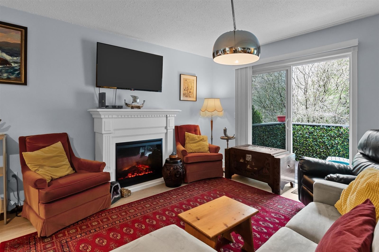 Listing Image 5